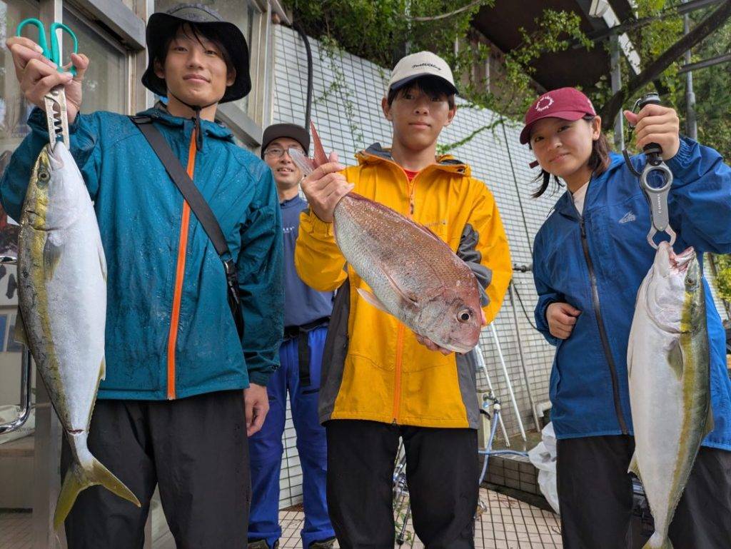 9月28日ハマチチャーター釣果